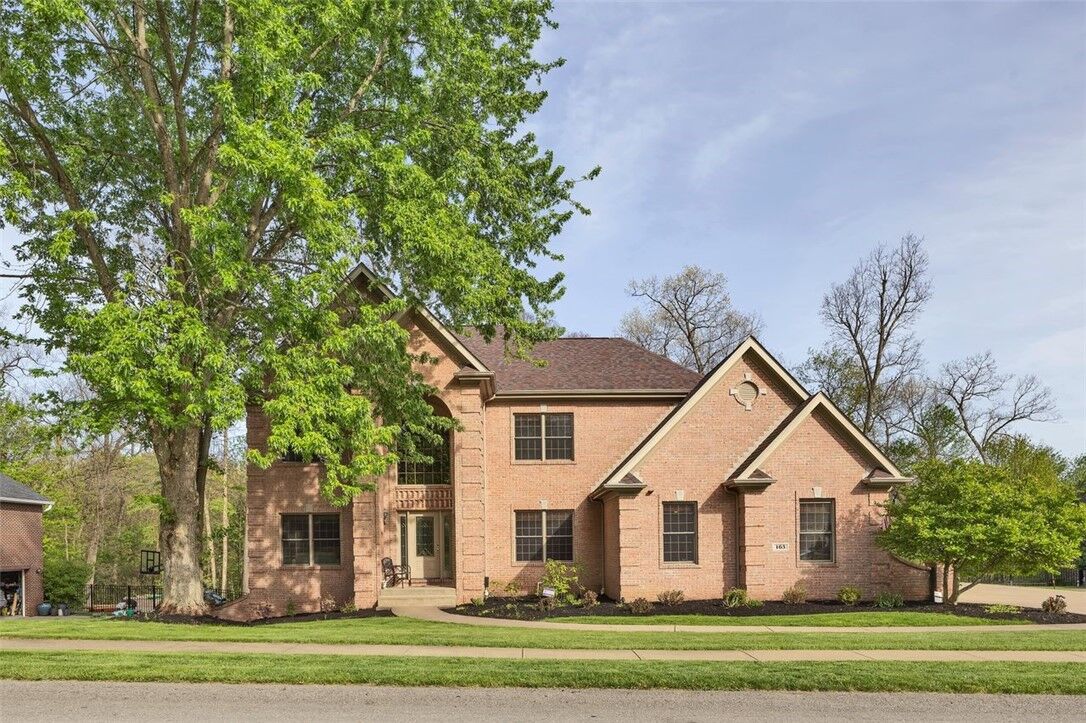 Property Photo:  163 Oakview Dr  PA 16066 