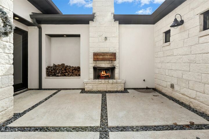 Property Photo:  508 Woodside Terrace  TX 78738 