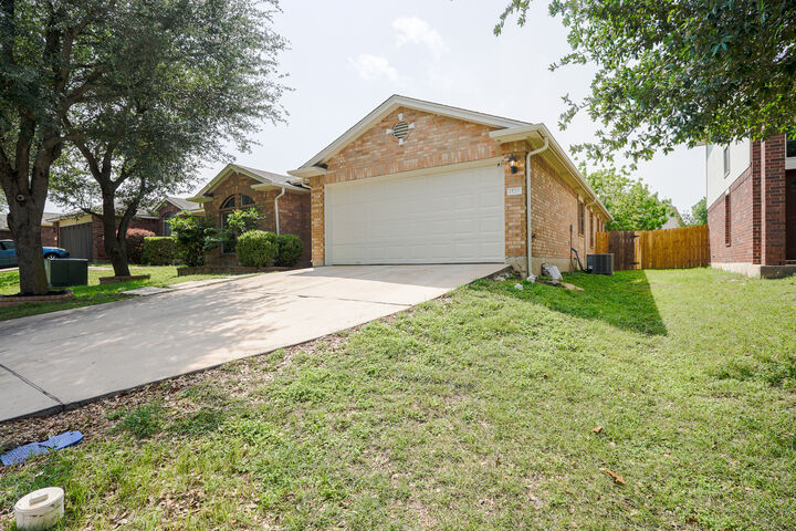 Property Photo:  1520 Darjeeling Drive  TX 78660 