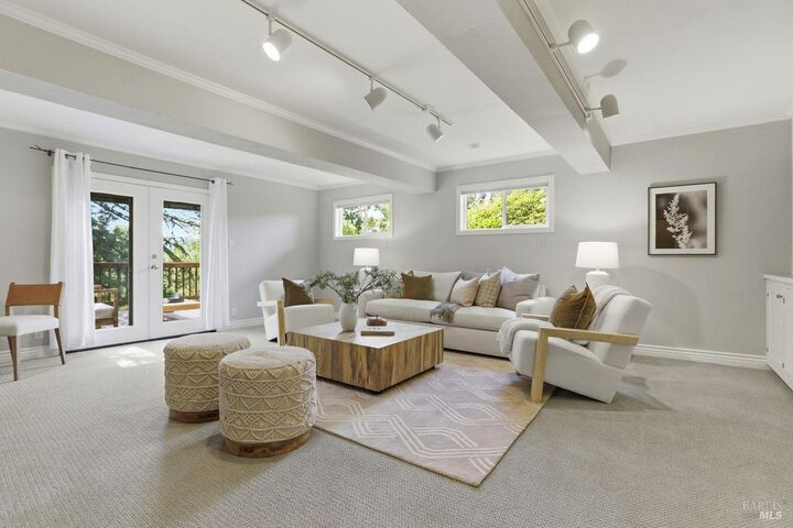 Property Photo:  150 Tamal Vista Drive  CA 94901 