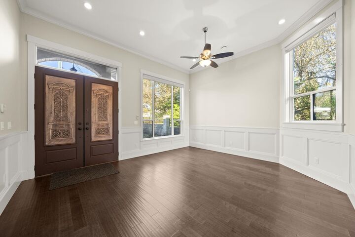 Property Photo: 7028 Broadway BC V5A 1R8