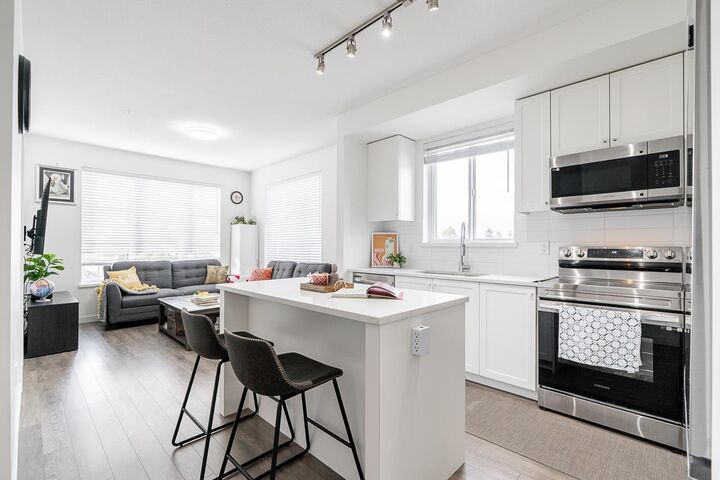 15848 Fraser Highway 412 — photo 1