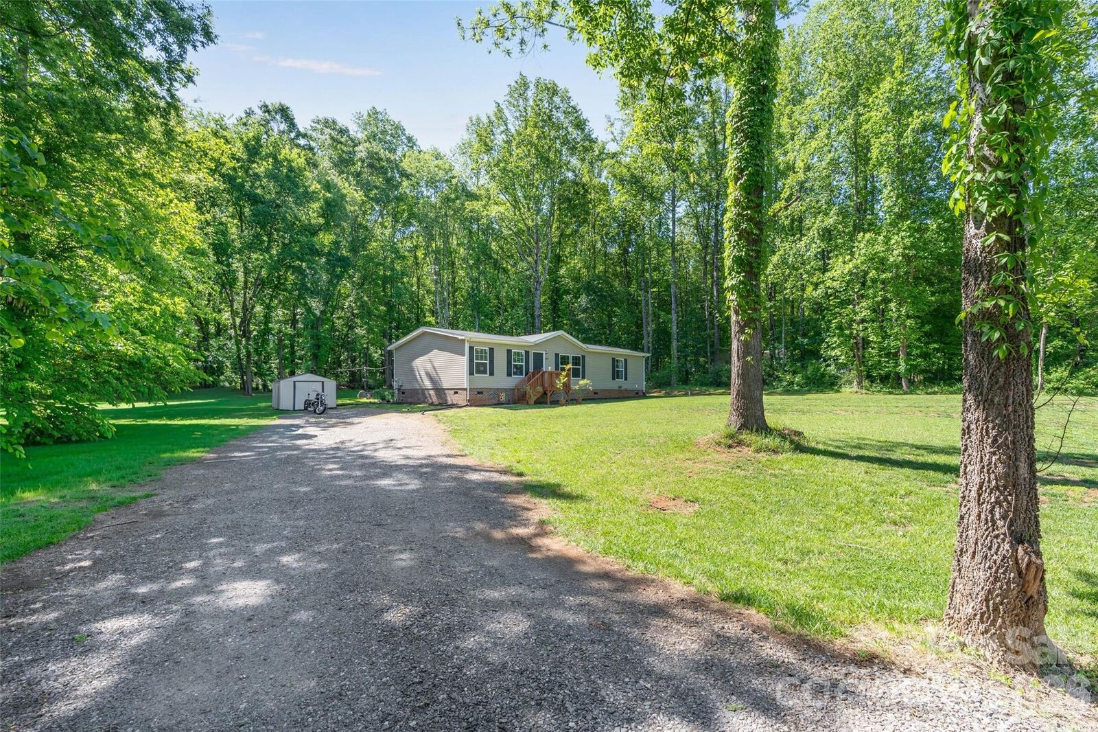 Property Photo:  5007 Carlos Road  NC 28609 