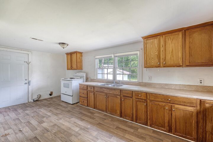 Property Photo:  2202 Sc-61  SC 29472 