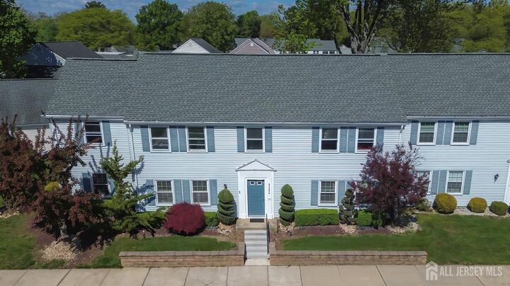 Property Photo:  320 Sharon Way B  NJ 08831 