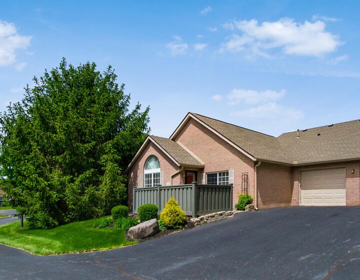Property Photo:  6101 Blendon Chase Drive  OH 43081 