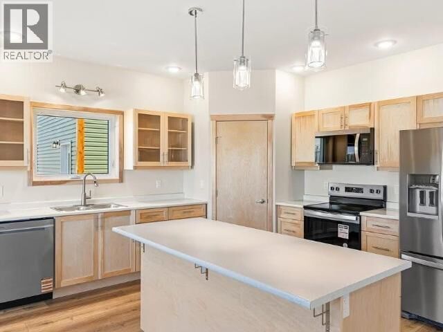 Property Photo:  10 Alert Avenue  YT Y1A 0W5 