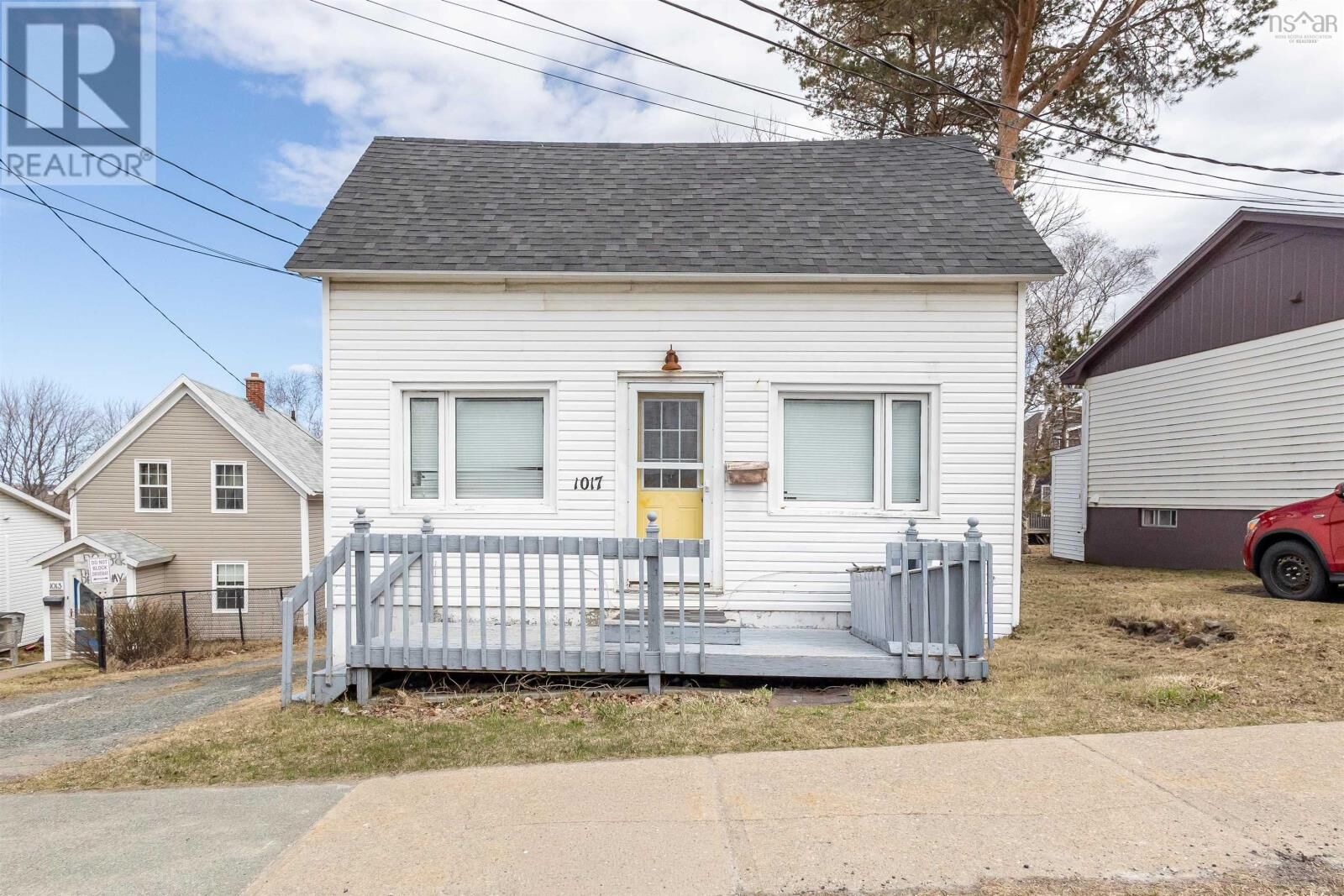 Property Photo:  1017 George Street  NS B1P 1M5 