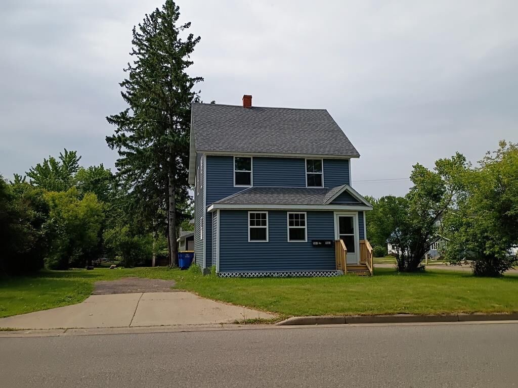 Property Photo:  501 E 9th Street  WI 54452 