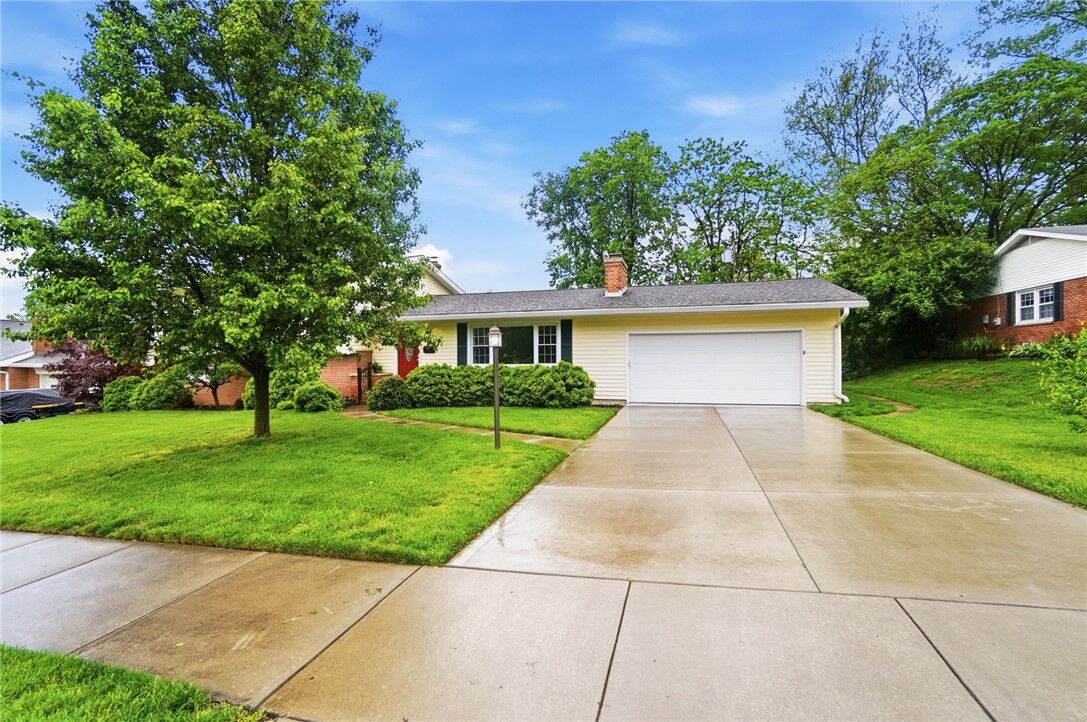 Property Photo:  302 Jackson Lane  OH 45044 