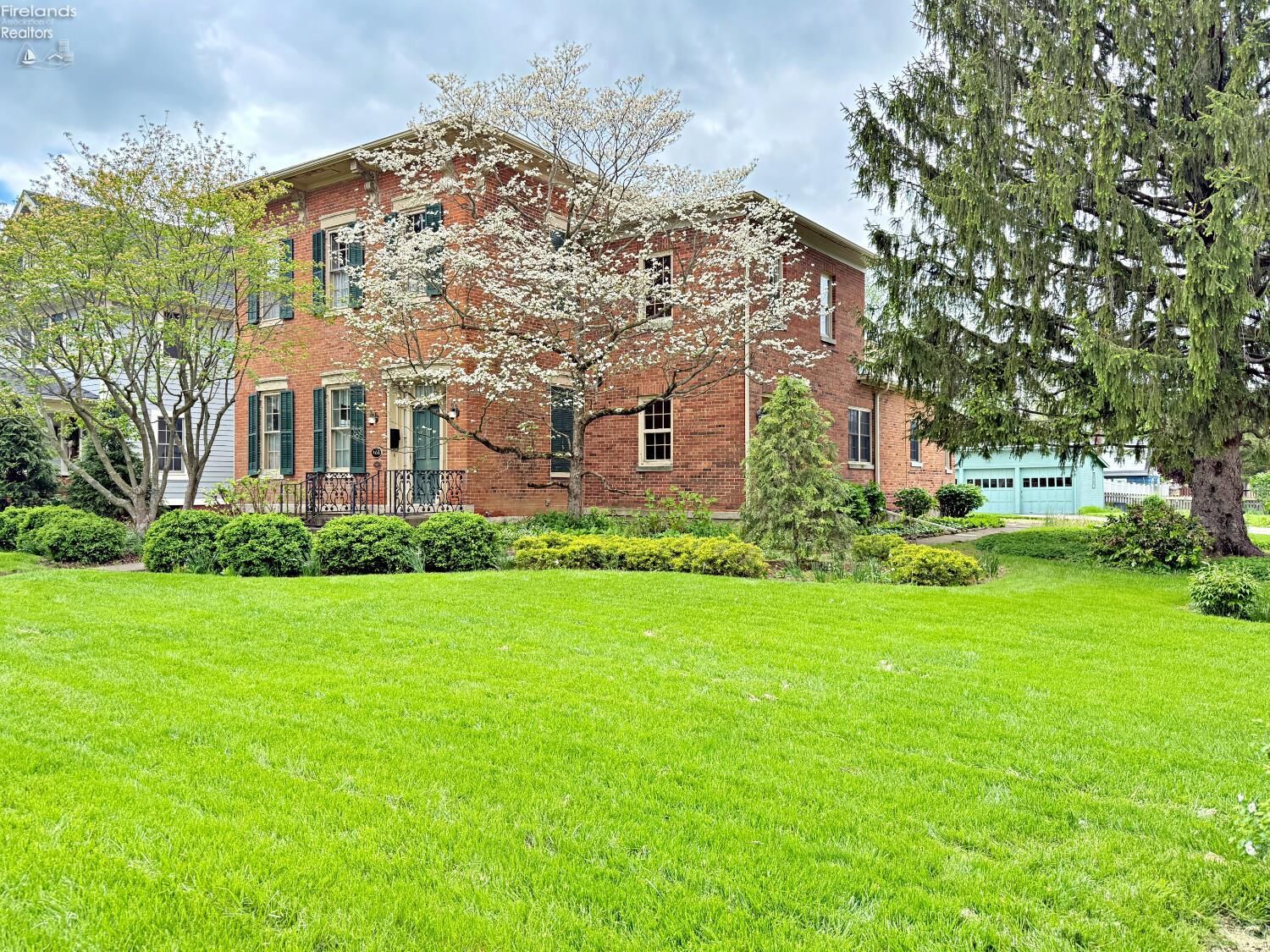 Property Photo:  468 S Washington St  OH 44883 