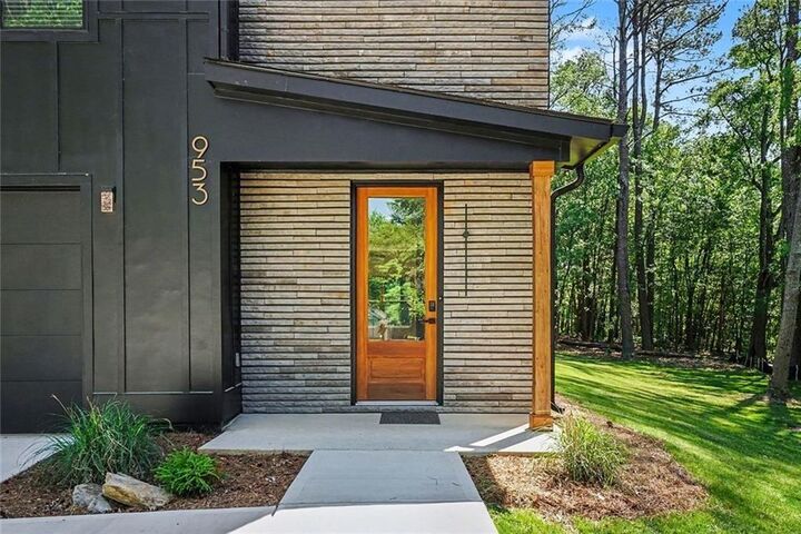 Property Photo:  953 Remington Drive SE  GA 30094 