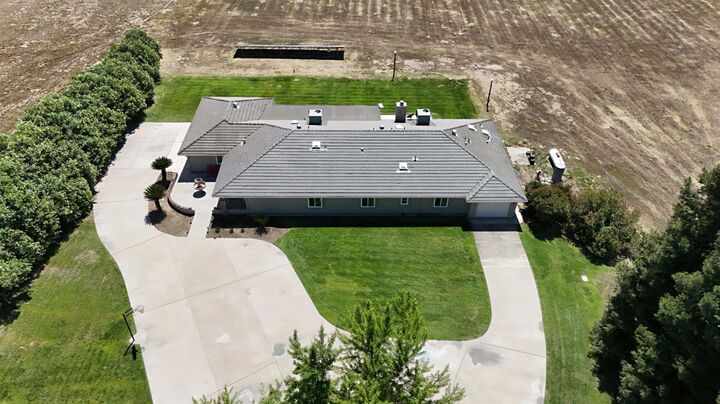 Property Photo:  15396 Avenue 23 1/2  CA 93610 