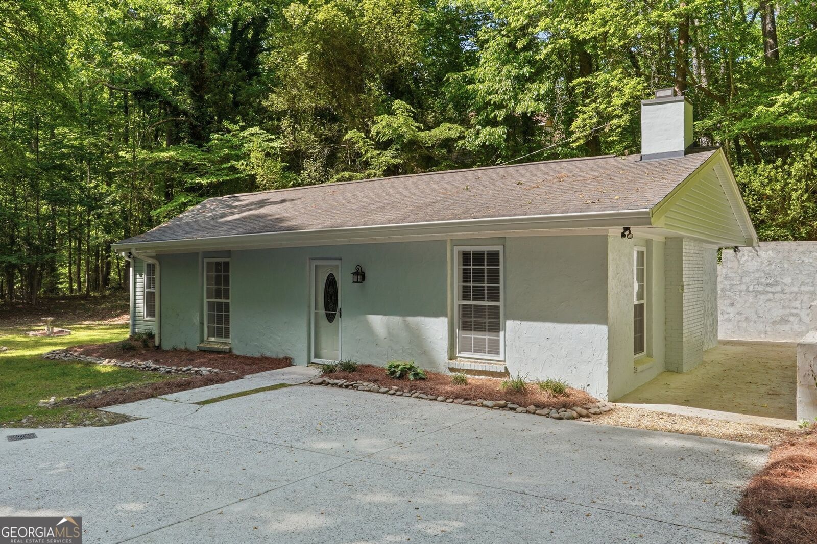 Property Photo: 3510 Riviera Drive GA 30041