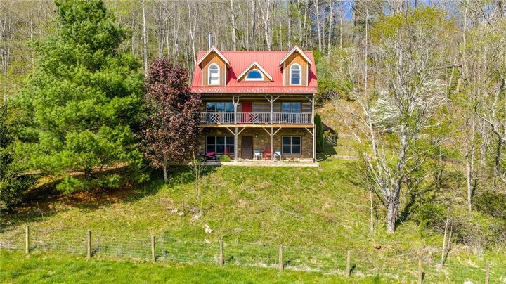 Property Photo: 1819 Fulton Reeves Road NC 28644