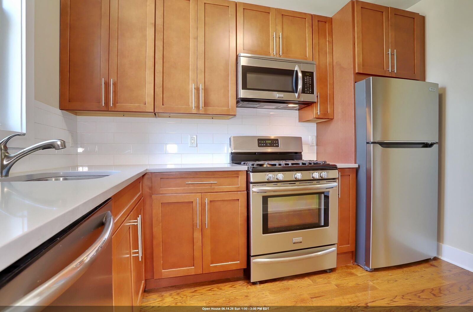 Property Photo:  824 Washington St 4  NJ 07030 