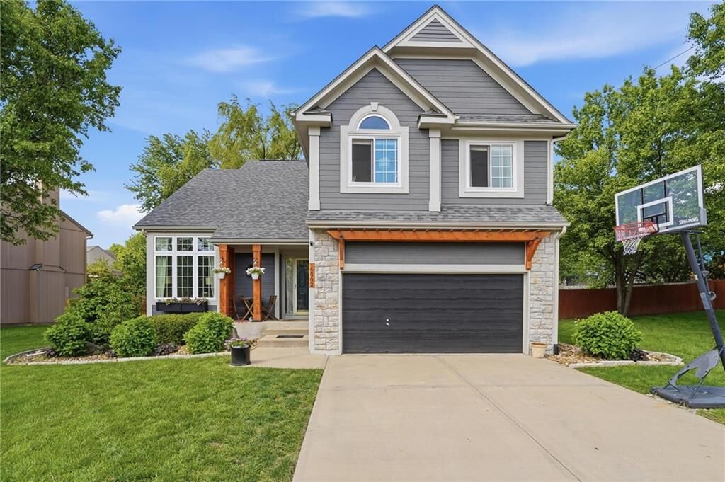 Property Photo: 12902 S Hagan Street KS 66062