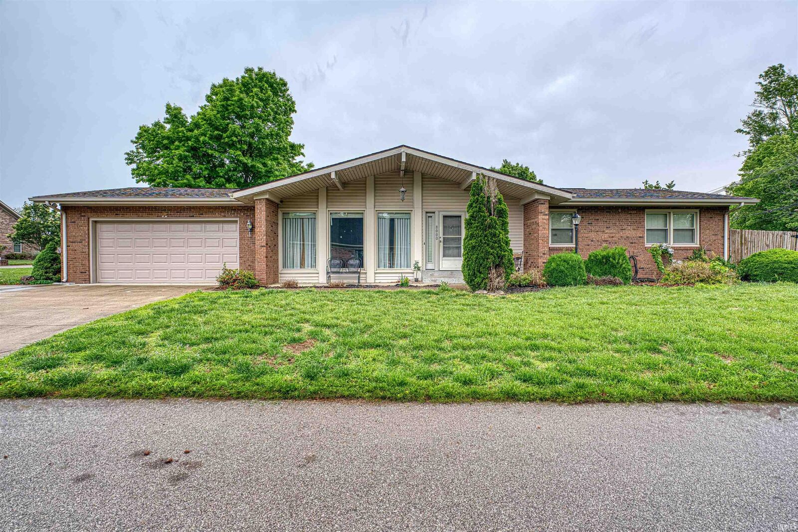 Property Photo:  8000 Maple Lane  IN 47630 