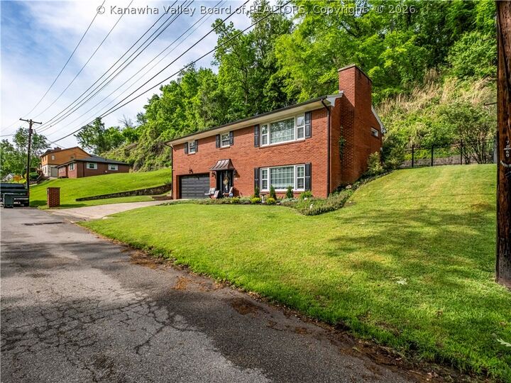 Property Photo:  1108 Montrose Drive  WV 25303 