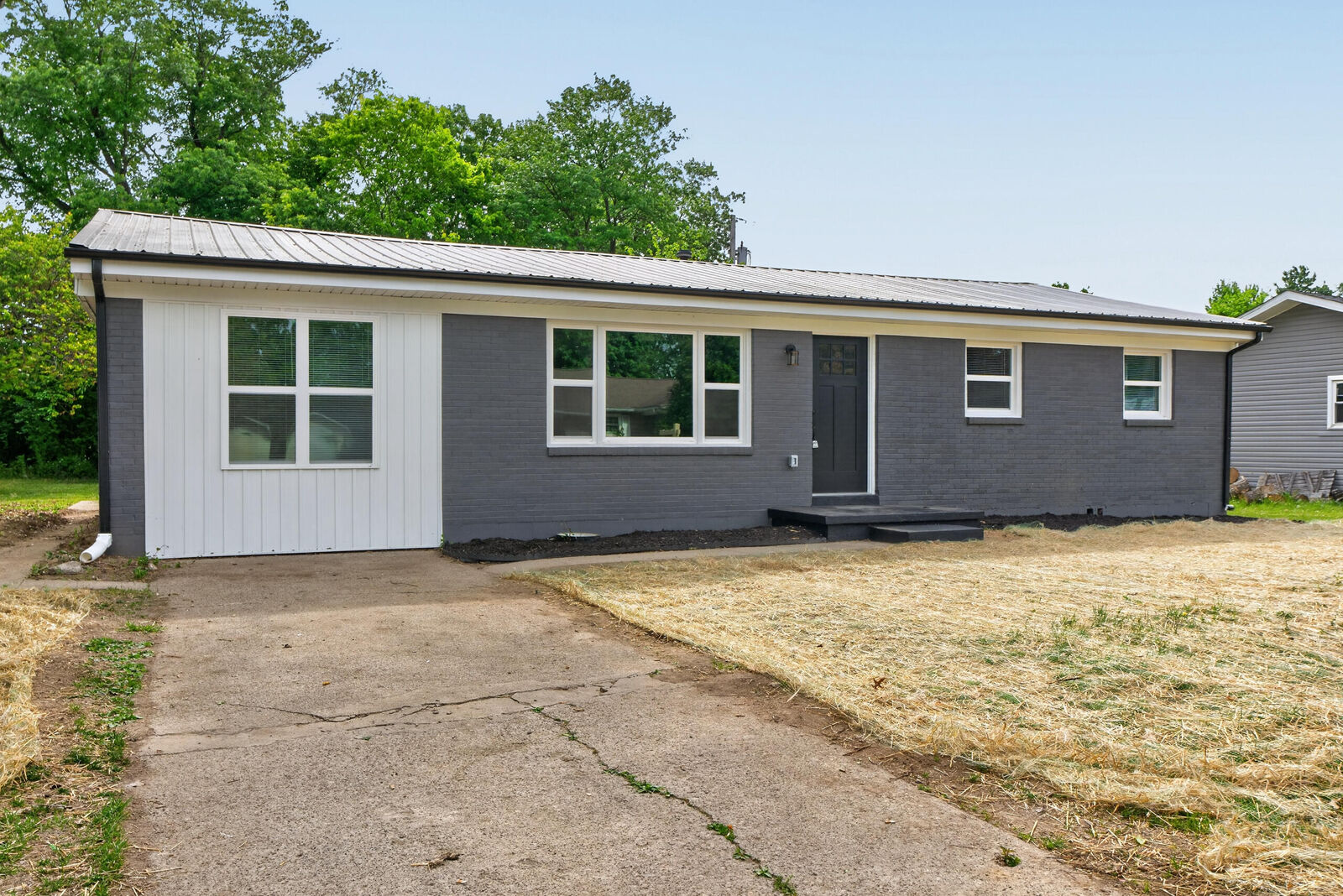 Property Photo:  112 Leslie Drive  KY 40403 