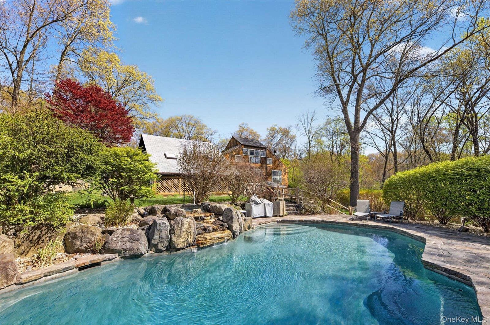 Property Photo:  213 Vail Lane  NY 10560 