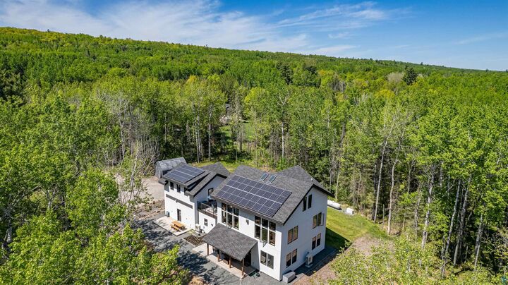 Property Photo:  5140 Lakewood Rd  MN 55804 