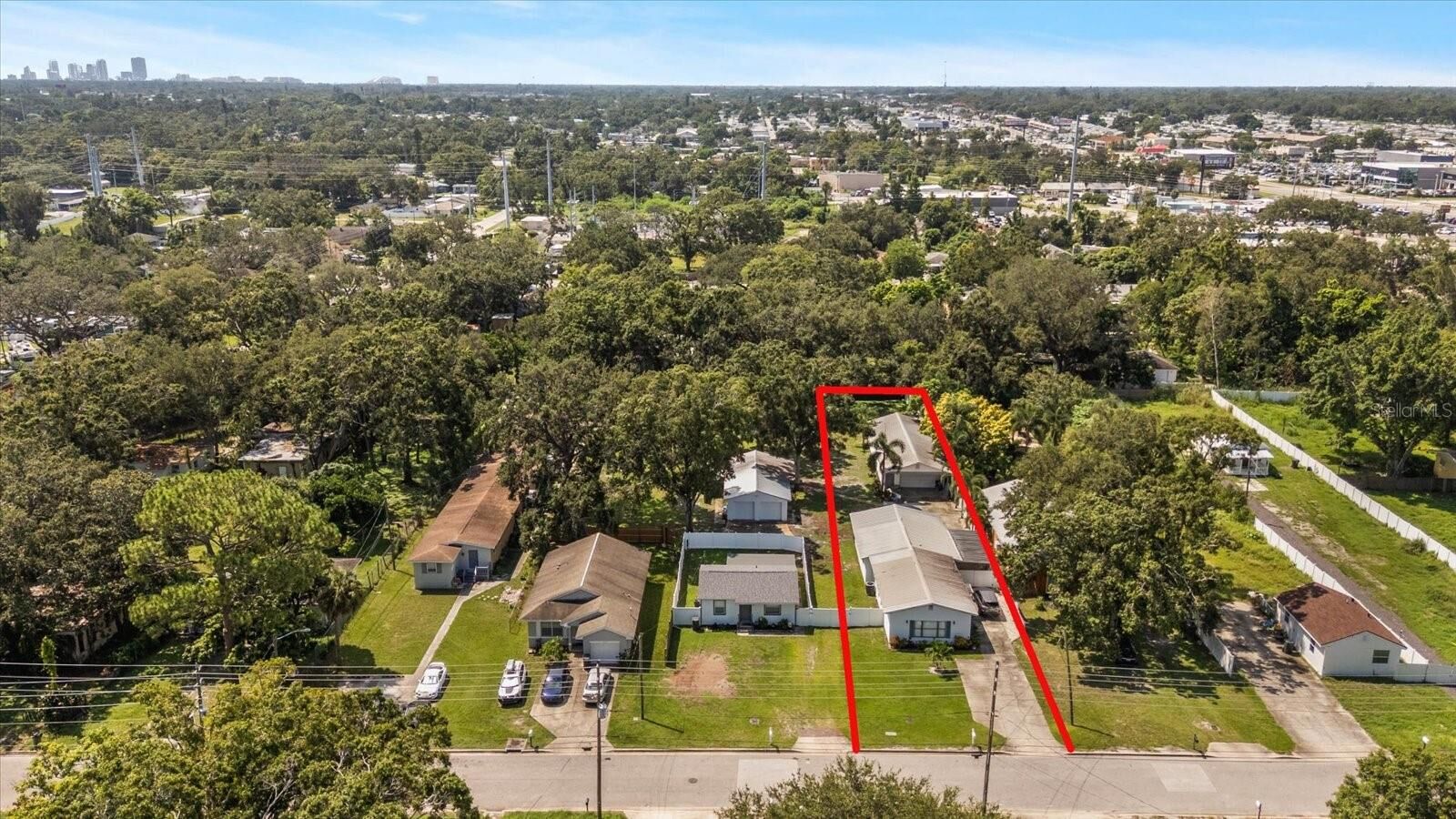 Property Photo:  3290 70th Avenue N  FL 33702 