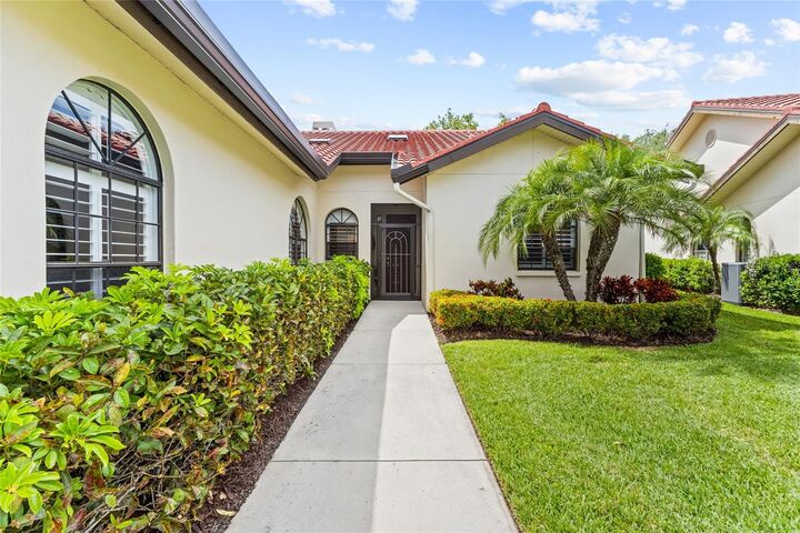 Property Photo:  4601 Las Brisas Lane  FL 34238 