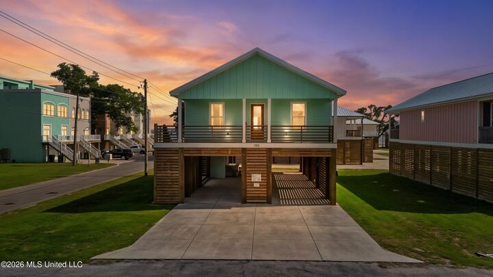 Property Photo:  103 17th Street  MS 39507 