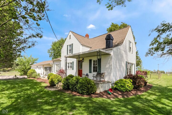 Property Photo:  9796 W 300 S  IN 46051 