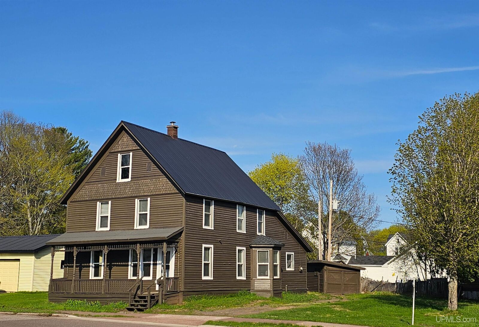 Property Photo:  550 Pewabic Street  MI 49913 