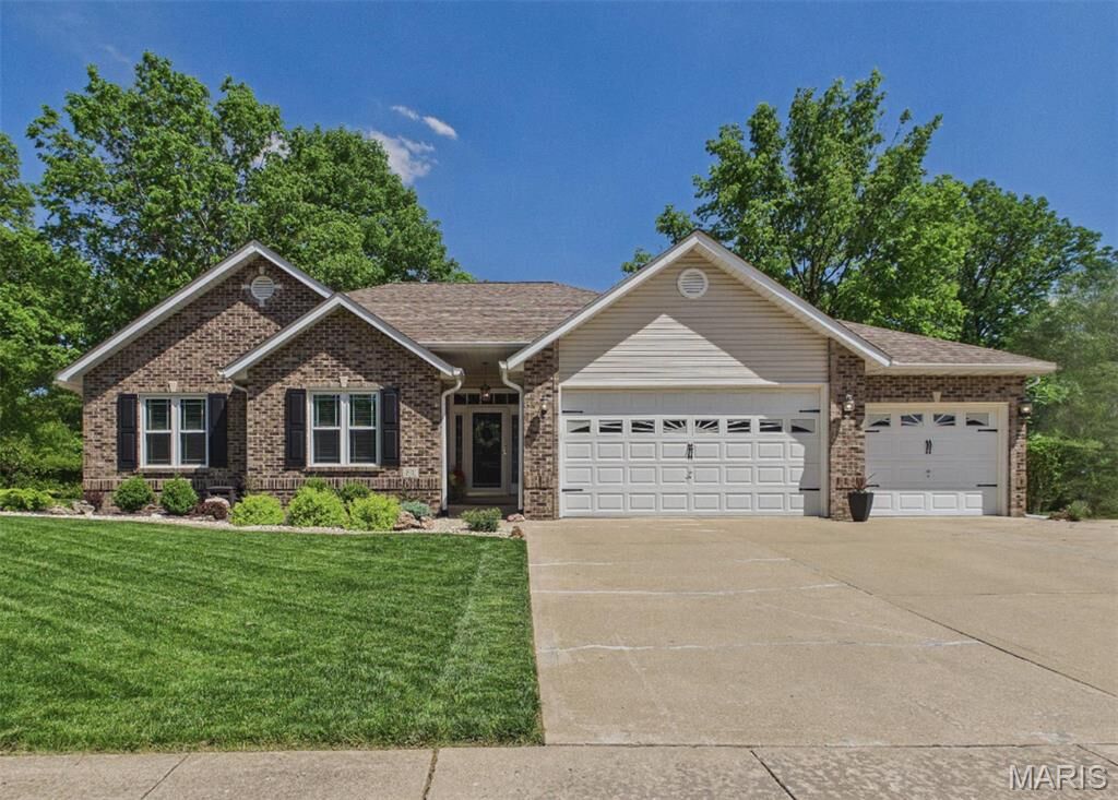 Property Photo:  1810 Butler Boulevard  IL 62025 