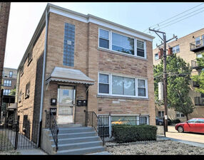 Property Photo: 5544 N Campbell Avenue 1C IL 60625