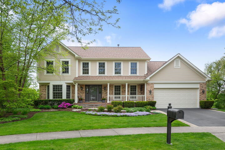 Property Photo:  271 Saddle Back Road  IL 60061 
