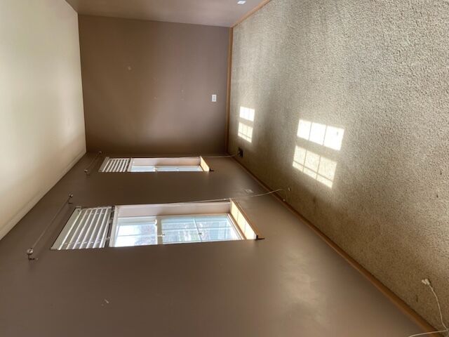 Property Photo:  2550 Providence Avenue  IL 60503 
