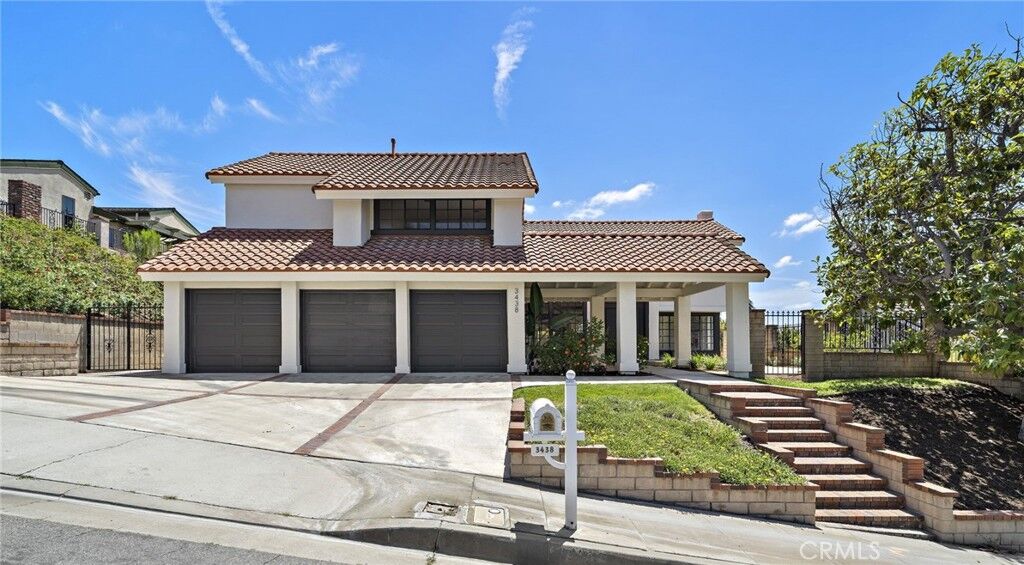 Property Photo:  3438 E Meadowridge  CA 92867 