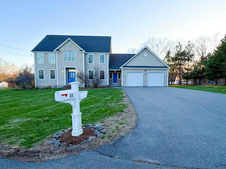 Property Photo:  21 Longmeadow Drive  ME 04401 