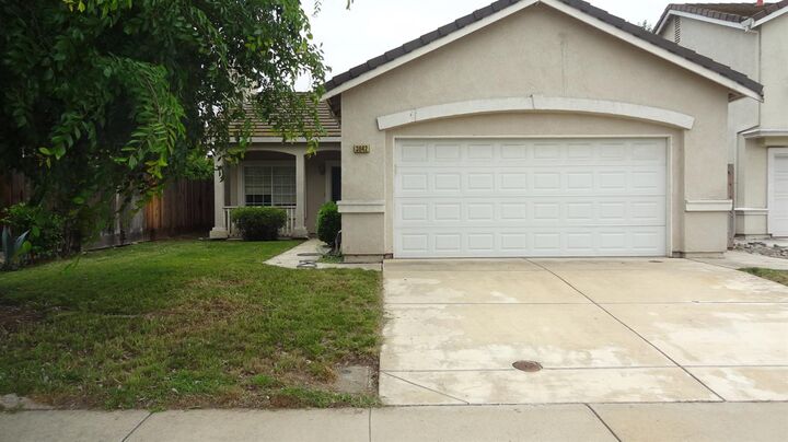 Property Photo:  3642 Hepburn Circle  CA 95209 