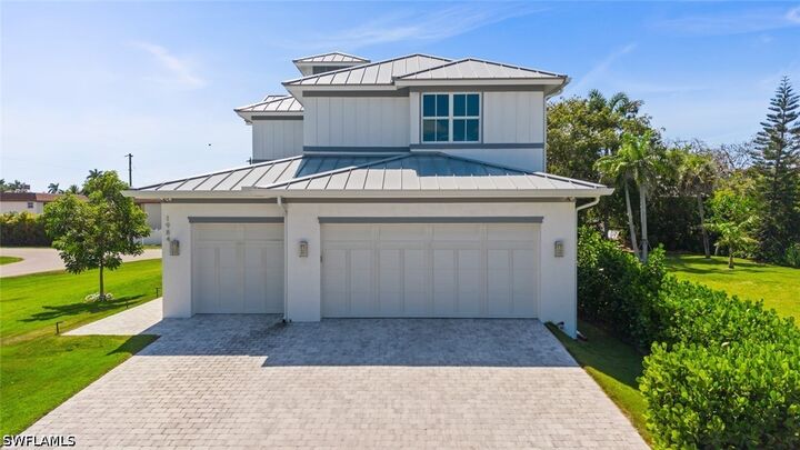 Property Photo:  1984 Frederick Street  FL 34112 