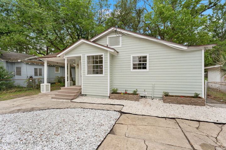 Property Photo:  3036 Commonwealth Avenue  FL 32254 