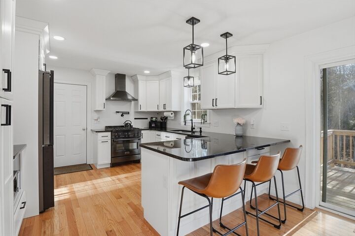 Property Photo: 155 Turkey Hill Rd MA 01543