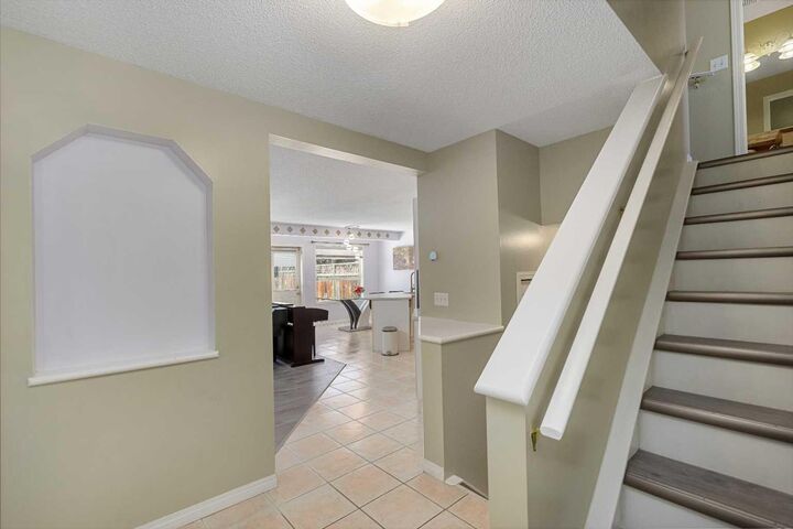 Property Photo:  271 Citadel Meadow Grove NW  AB T3G 4K7 