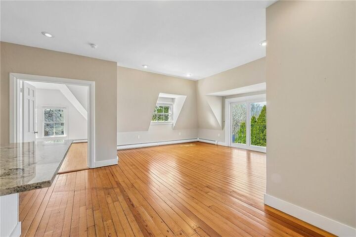 Property Photo: 541 Bellevue Avenue 6 RI 02840