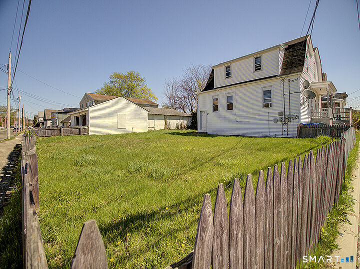 Property Photo:  37 Dix Street  CT 06514 
