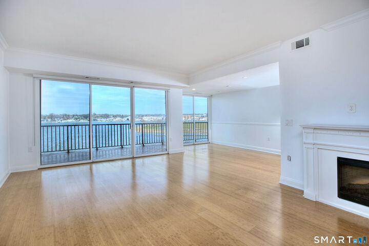 Property Photo:  100 Seaview Avenue 4F  CT 06855 