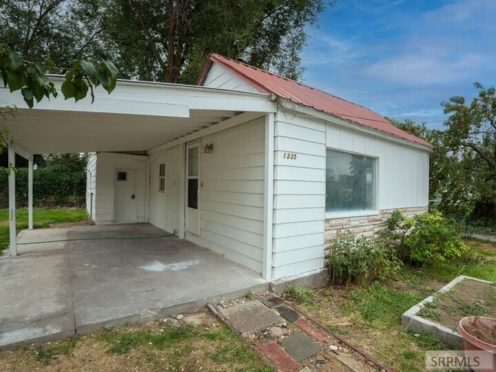 Property Photo:  1335 E Lander Street  ID 83201 