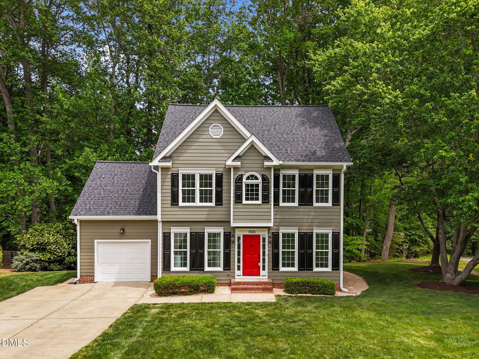 Property Photo:  1700 Park Ridge Way  NC 27614 