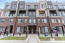 Property Photo:  3421 Ridgeway Drive 1  ON L5L 0B9 