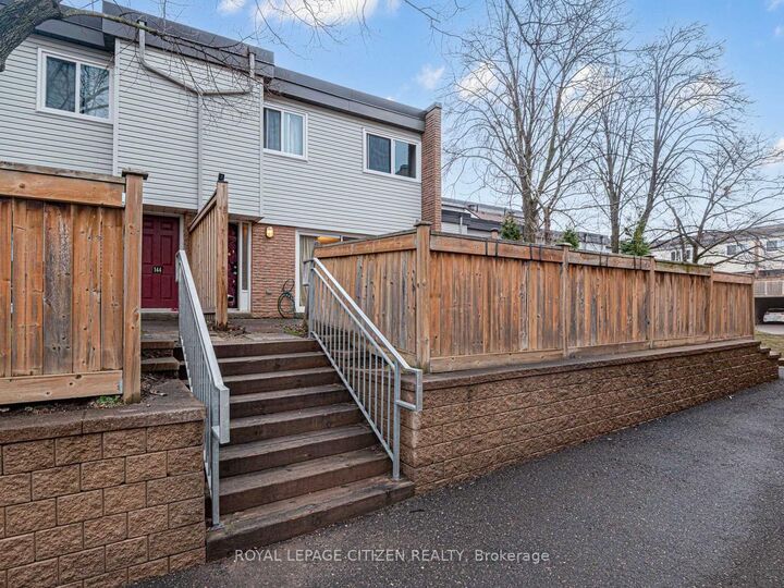 148 Milestone Crescent — photo 1