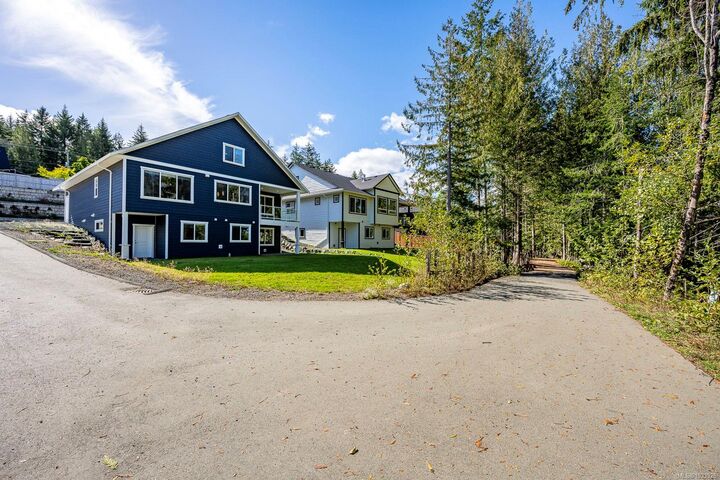 Property Photo: 3240 Klanawa Cres BC V9N 0H4